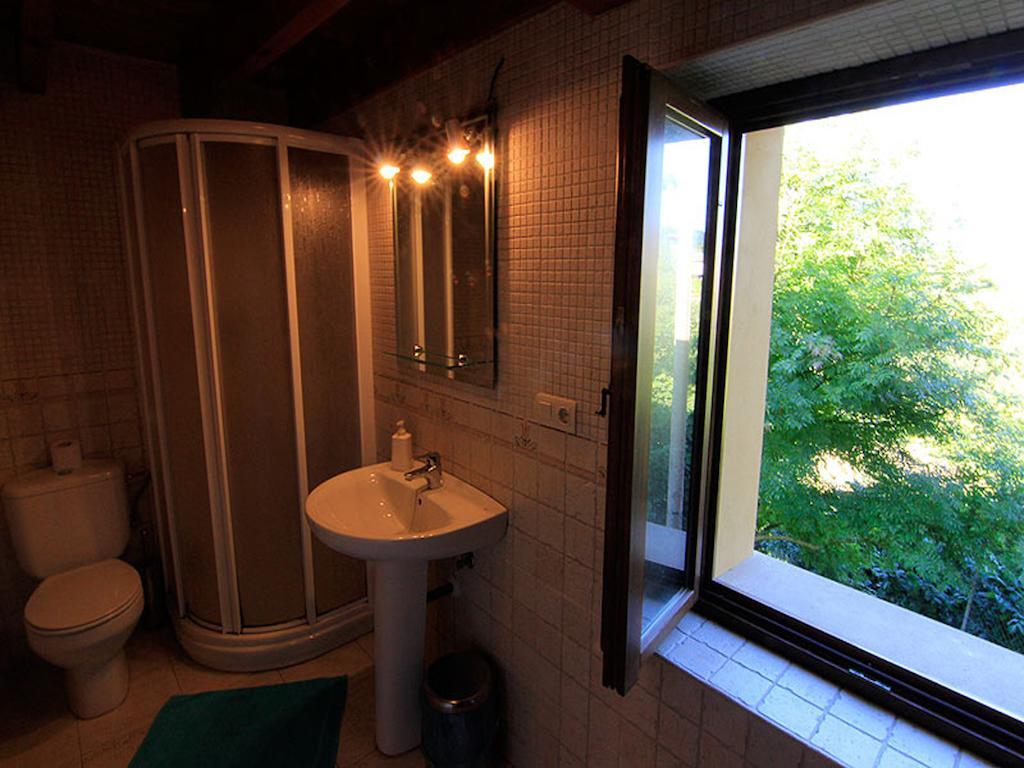 Apartamentos La Corona Llames de Parres Cameră foto